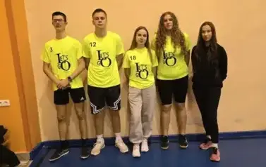 MISTRZOSTWA POWIATU W TENISIE STOŁOWYM 1