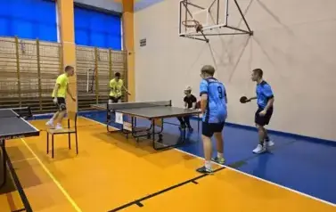MISTRZOSTWA POWIATU W TENISIE STOŁOWYM 9