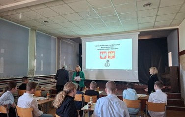 KONKURS HISTORYCZNY DLA SZK&Oacute;Ł PODSTAWOWYCH 3