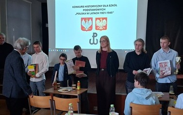 KONKURS HISTORYCZNY DLA SZK&Oacute;Ł PODSTAWOWYCH 21