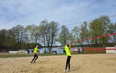 I MIEJSCE W POWIECIE W PLAŻOWEJ PIŁCE SIATKOWEJ 5