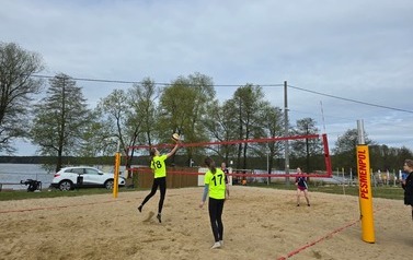 I MIEJSCE W POWIECIE W PLAŻOWEJ PIŁCE SIATKOWEJ 12