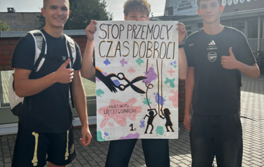 REAGUJ. WSPIERAJ. BĄDŹ W RELACJI.&nbsp; 2