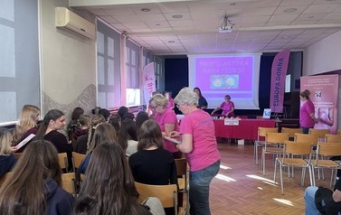 R&Oacute;ŻOWY PAŹDZIERNIK 7