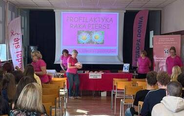 R&Oacute;ŻOWY PAŹDZIERNIK 11