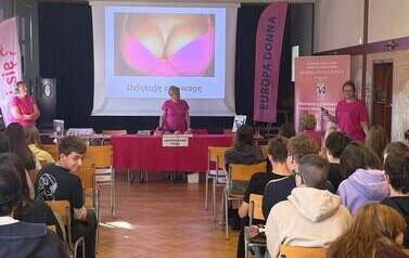 R&Oacute;ŻOWY PAŹDZIERNIK 15