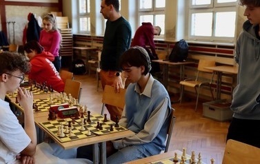 DRUŻYNOWE MISTRZOSTWA POWIATU W SZACHACH 12