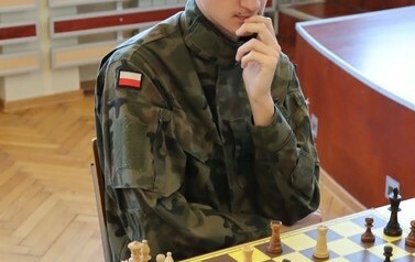 DRUŻYNOWE MISTRZOSTWA POWIATU W SZACHACH 15