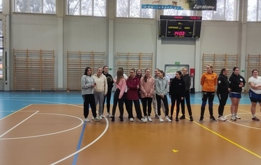 PIŁKARKI RĘCZNE W MISTRZOSTWACH POWIATU  3