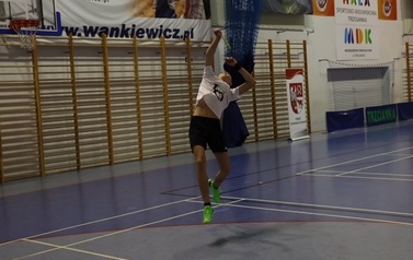 ZAWODY STREFOWE XXIV LICEALIADY W BADMINTONIE 19