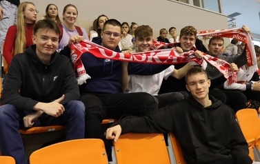 ZAWODY STREFOWE XXIV LICEALIADY W BADMINTONIE 25