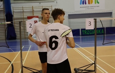 ZAWODY STREFOWE XXIV LICEALIADY W BADMINTONIE 34