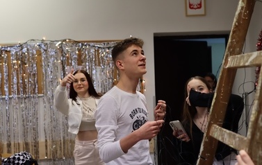 PRZYGOTOWANIA DO ŚWIĄT 14