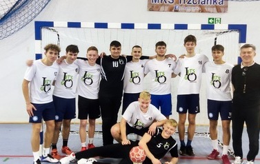 MISTRZOWSKI TYTUŁ DLA PIŁKARZY 8