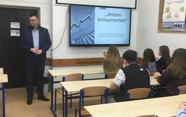 SPOTKANIA Z POWIATOWYM RZECZNIKIEM KONSUMENT&Oacute;W 8