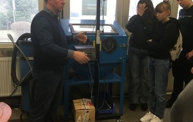 KLASY INFORMATYCZNE NA ZAJĘCIACH NA POLITECHNICE POZNAŃSKIEJ 16
