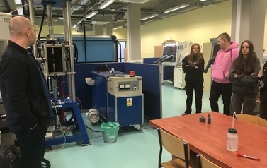 KLASY INFORMATYCZNE NA ZAJĘCIACH NA POLITECHNICE POZNAŃSKIEJ 26