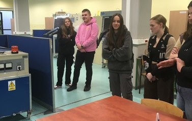 KLASY INFORMATYCZNE NA ZAJĘCIACH NA POLITECHNICE POZNAŃSKIEJ 27