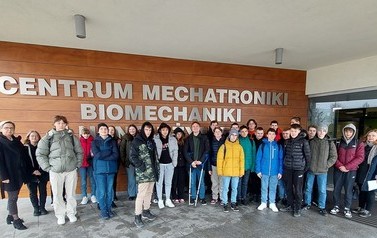 KLASY INFORMATYCZNE NA ZAJĘCIACH NA POLITECHNICE POZNAŃSKIEJ 94