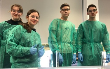 ZAJĘCIA LABORATORYJNA NA WTiICH ZUT SZCZECIN 103