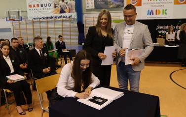 POŻEGNANIE ABSOLWENT&Oacute;W 101