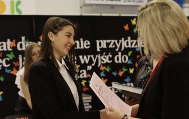 POŻEGNANIE ABSOLWENT&Oacute;W 115