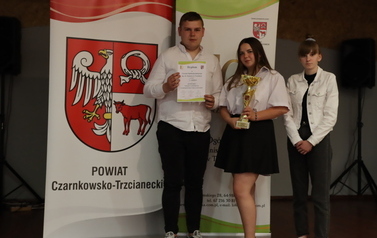 SUKCES NA POWIATOWYM KONKURSIE WIEDZY O POWIECIE  3