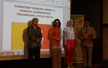 SUKCES NA POWIATOWYM KONKURSIE WIEDZY O POWIECIE  13