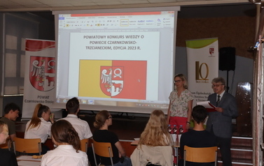 SUKCES NA POWIATOWYM KONKURSIE WIEDZY O POWIECIE  15