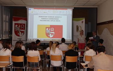 SUKCES NA POWIATOWYM KONKURSIE WIEDZY O POWIECIE  16