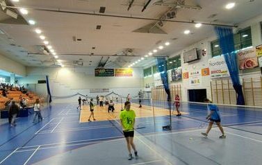 DRUŻYNOWE MISTRZOSTWA POWIATU W BADMINTONIE 4