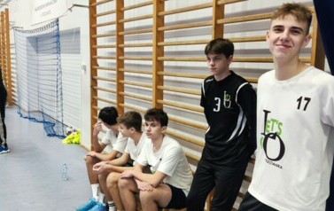 KOLEJNY SPORTOWY SUKCES NASZYCH UCZNI&Oacute;W 4