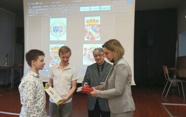 KONKURS HISTORYCZNY DLA SZK&Oacute;Ł PODSTAWOWYCH 13