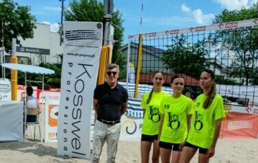 MISTRZOSTWA WOJEW&Oacute;DZTWA W PLAŻOWEJ PIŁCE SIATKOWEJ DZIEWCZĄT 2
