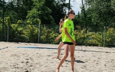MISTRZOSTWA WOJEW&Oacute;DZTWA W PLAŻOWEJ PIŁCE SIATKOWEJ DZIEWCZĄT 3