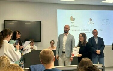 KONKURS GŁOŚNEGO CZYTANIA LITERATURY ANGIELSKOJĘZYZNEJ 8