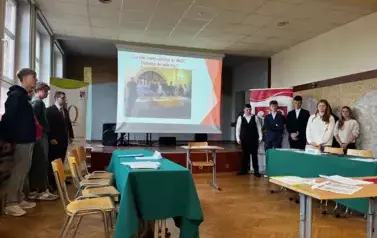 II SZKOLNA DEBATA OXFORDZKA 4