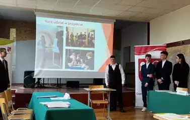 II SZKOLNA DEBATA OXFORDZKA 7