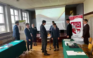 II SZKOLNA DEBATA OXFORDZKA 17