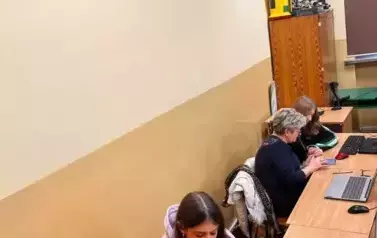 SZKOŁA MIĘDZYPOKOLENIOWA 12