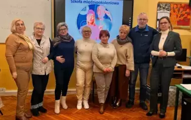 SZKOŁA MIĘDZYPOKOLENIOWA 15