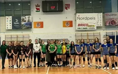 MISTRZOSTWA POWIATU W PIŁCE SIATKOWEJ DZIEWCZĄT I CHŁOPC&Oacute;W 9