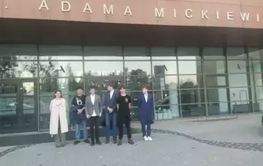 SZKOLNY KLUB DEBAT OXFORDZKICH W DZIAŁANIU 12