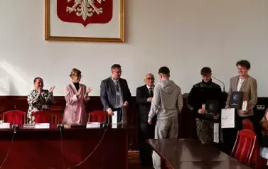 SUKCES NA ETAPIE POWIATOWYM OLIMPIADY WIEDZY KONSUMENCKIEJ 12