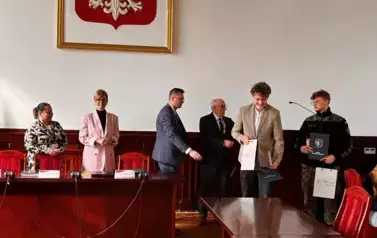 SUKCES NA ETAPIE POWIATOWYM OLIMPIADY WIEDZY KONSUMENCKIEJ 13