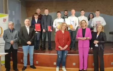 KONKURS HISTORYCZNY DLA SZK&Oacute;Ł PODSTAWOWYCH 1