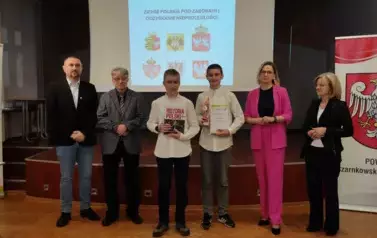 KONKURS HISTORYCZNY DLA SZK&Oacute;Ł PODSTAWOWYCH 4