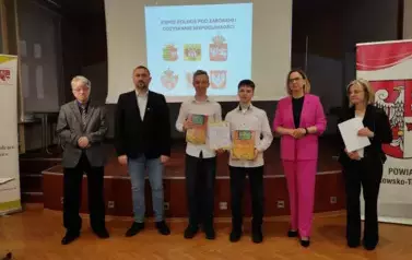 KONKURS HISTORYCZNY DLA SZK&Oacute;Ł PODSTAWOWYCH 8