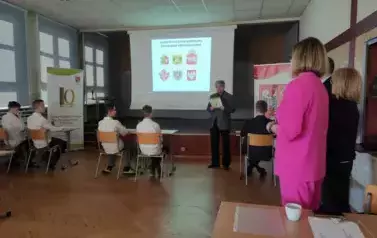 KONKURS HISTORYCZNY DLA SZK&Oacute;Ł PODSTAWOWYCH 17