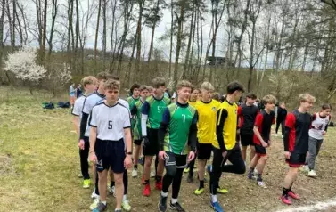 II MIEJSCE W POWIECIE W BIEGACH PRZEŁAJOWYCH 4